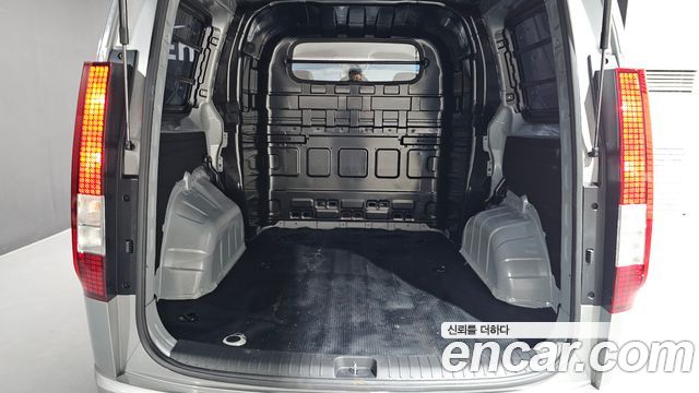 Hyundai Staria L3.5 Cargo 5-Seater Modern 2025 — фото 24