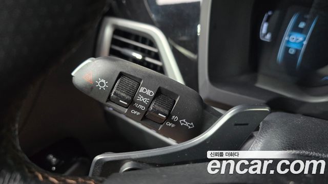 KG Mobility (SsangYong) Beautiful Korando Diesel 1.6 4WD C7 2021 — фото 30