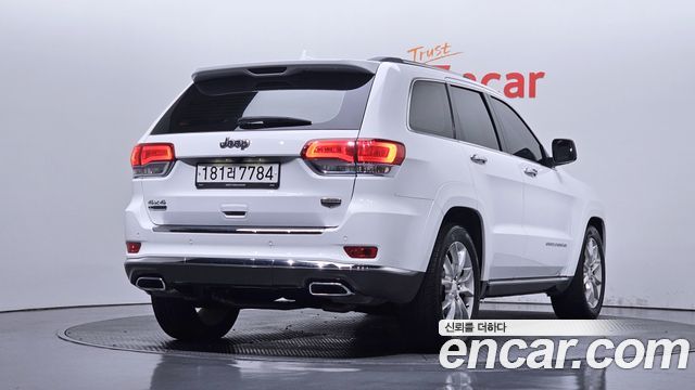 Jeep Grand Cherokee 3.0 Diesel Overland Summit WK2 2014 — фото 2
