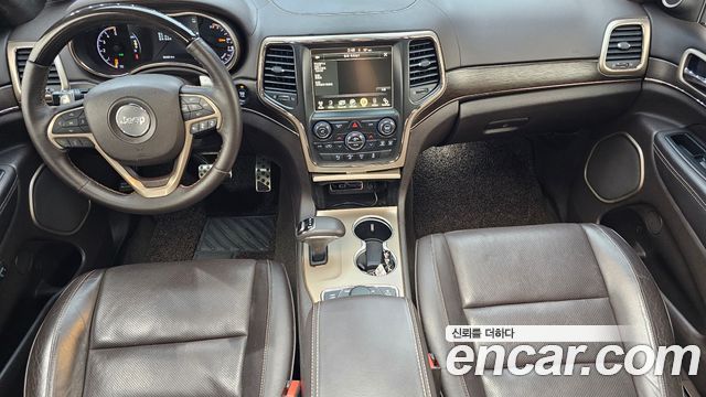 Jeep Grand Cherokee 3.0 Diesel Overland Summit WK2 2014 — фото 7