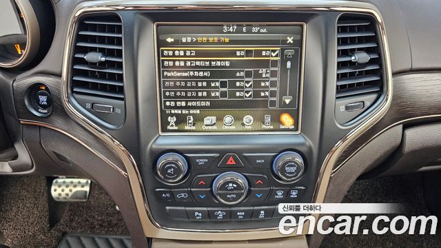 Jeep Grand Cherokee 3.0 Diesel Overland Summit WK2 2014 — фото 14