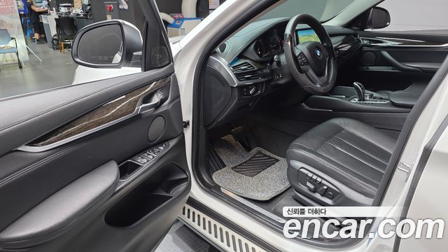BMW X6 (F16) xDrive 30d 2016 — фото 10