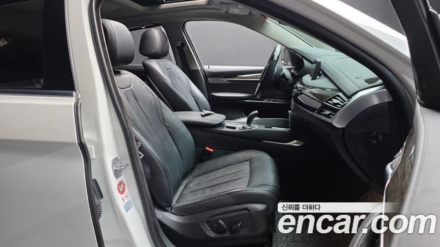 BMW X6 (F16) xDrive 30d 2016 — фото 11