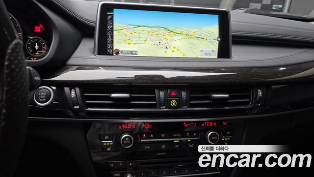 BMW X6 (F16) xDrive 30d 2016 — фото 14