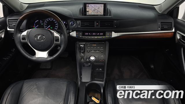 Lexus CT200h 1.8 Compact Luxury ZWA10 2011 — фото 7