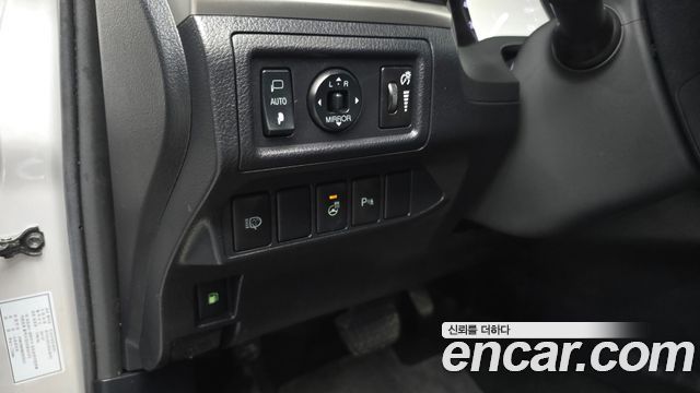 Lexus CT200h 1.8 Compact Luxury ZWA10 2011 — фото 29