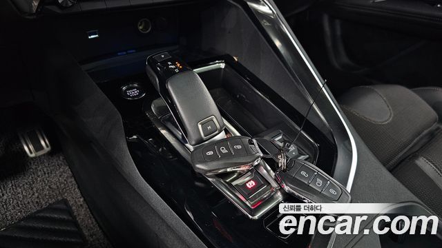 Peugeot 3008 (II) 1.2 Pure Tech GT 2022 — фото 9