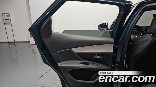 Peugeot 3008 (II) 1.2 Pure Tech GT 2022 — фото 25