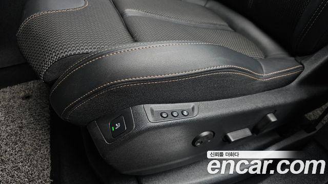 Peugeot 3008 (II) 1.2 Pure Tech GT 2022 — фото 30