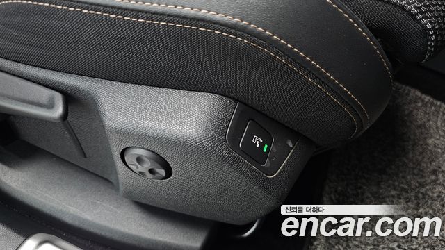 Peugeot 3008 (II) 1.2 Pure Tech GT 2022 — фото 31
