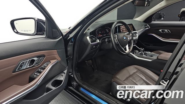 BMW 3 Series (G20) 330i Luxury 2019 — фото 15
