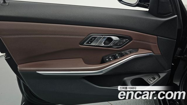 BMW 3 Series (G20) 330i Luxury 2019 — фото 30