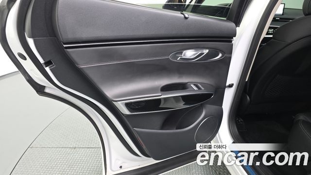 Genesis GV70 3.5T Gasoline AWD 2022 — фото 25