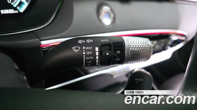 Genesis GV70 3.5T Gasoline AWD 2022 — фото 32