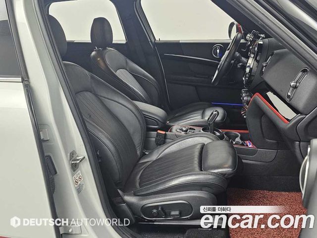 MINI Cooper S Countryman JCW 2nd 2022 — фото 10