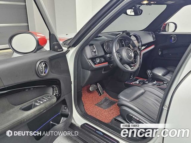 MINI Cooper S Countryman JCW 2nd 2022 — фото 15