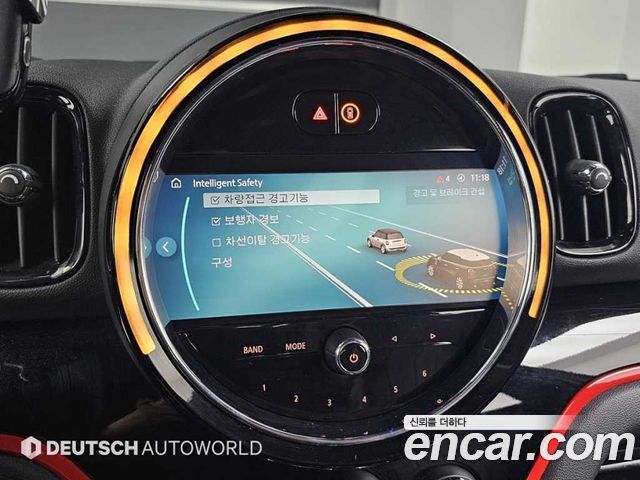 MINI Cooper S Countryman JCW 2nd 2022 — фото 21