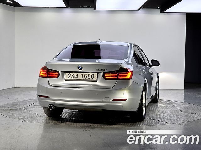 BMW 3 Series (F30) 320i 2013 — фото 3