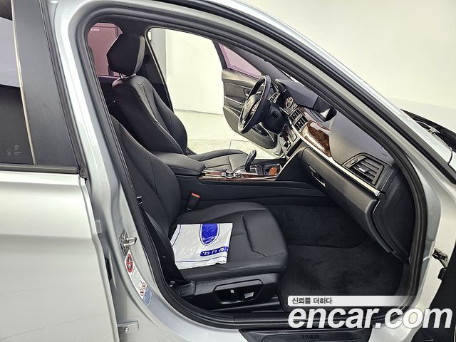 BMW 3 Series (F30) 320i 2013 — фото 10