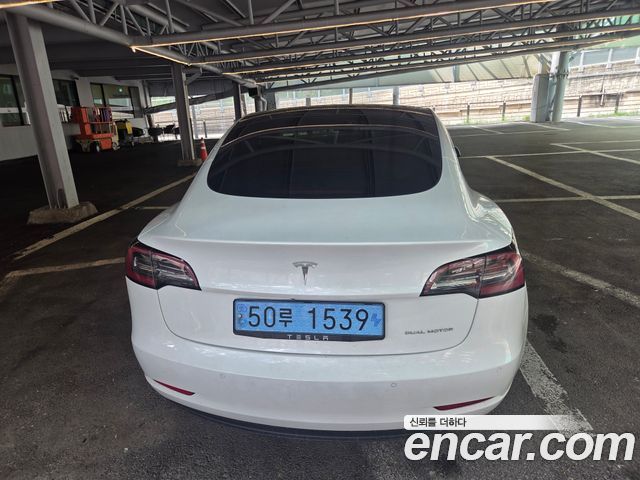 Tesla Model 3 Long Range AWD 2022 — фото 10
