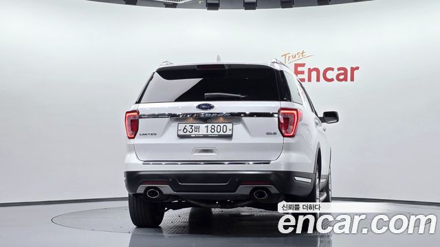 Ford Explorer 2.3 Limited 4WD 5th 2018 — фото 4