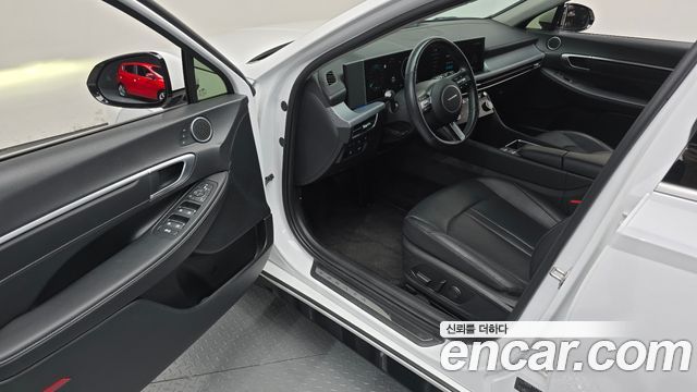 Hyundai Sonata The Edge (DN8) 2.0 Exclusive 2024 — фото 10