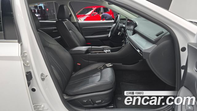 Hyundai Sonata The Edge (DN8) 2.0 Exclusive 2024 — фото 15