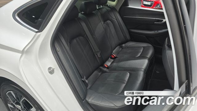 Hyundai Sonata The Edge (DN8) 2.0 Exclusive 2024 — фото 16