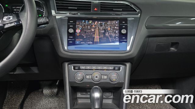 Volkswagen Tiguan (II) 2.0 TDI Prestige 2020 — фото 13