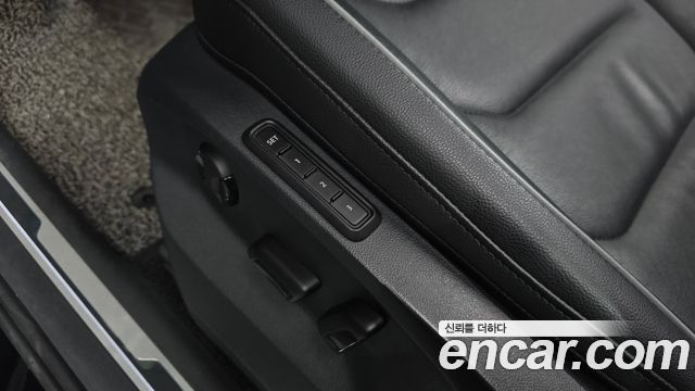 Volkswagen Tiguan (II) 2.0 TDI Prestige 2020 — фото 31