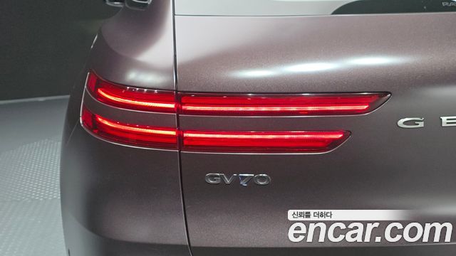 Genesis GV70 3.5T Gasoline AWD 2023 — фото 23