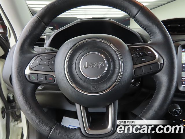 Jeep Renegade 2.4 Limited 2020 — фото 8