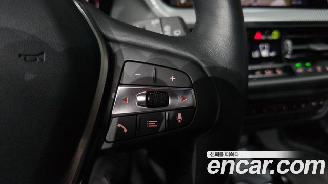 BMW 1 Series (F40) 120i Sports 2021 — фото 20