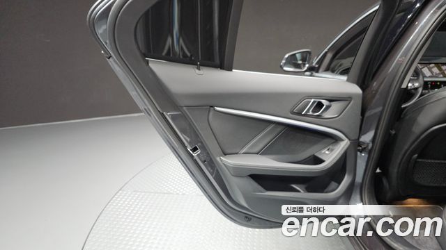 BMW 1 Series (F40) 120i Sports 2021 — фото 25