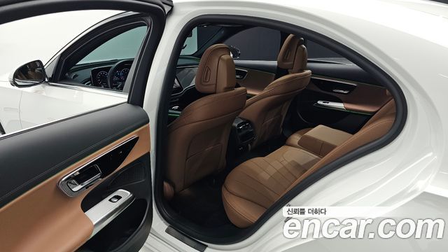 Mercedes-Benz E-Class (W214) E200 Avantgarde 2024 — фото 12