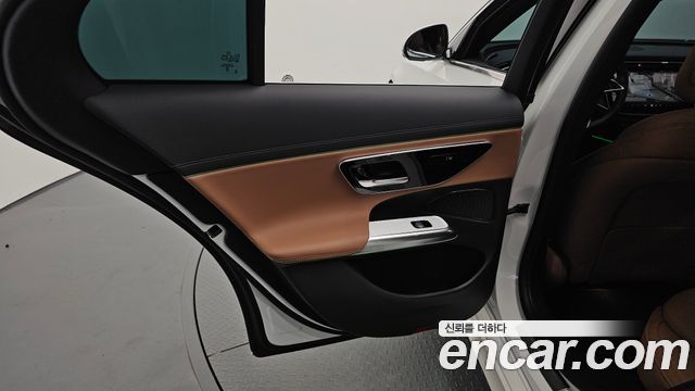 Mercedes-Benz E-Class (W214) E200 Avantgarde 2024 — фото 25
