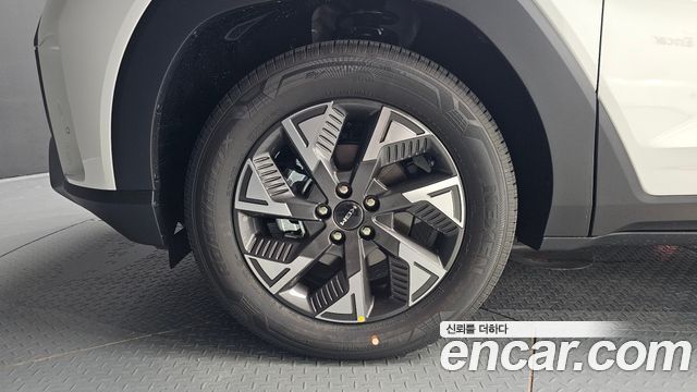 KG Mobility (SsangYong) Torres HEV 1.5 2WD T7 2027 — фото 5
