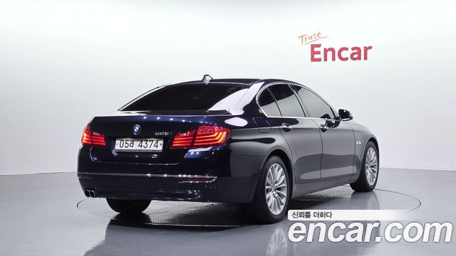 BMW 5 Series (F10) 528i Luxury Plus 2016 — фото 2