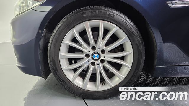 BMW 5 Series (F10) 528i Luxury Plus 2016 — фото 5