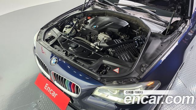 BMW 5 Series (F10) 528i Luxury Plus 2016 — фото 6