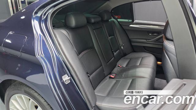 BMW 5 Series (F10) 528i Luxury Plus 2016 — фото 12