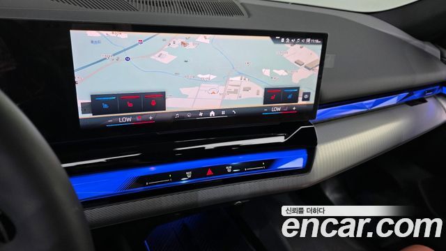 BMW 5 Series (G60) 530i xDrive M Sport 2025 — фото 14