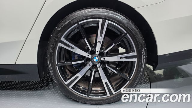 BMW 5 Series (G60) 530i xDrive M Sport 2025 — фото 21