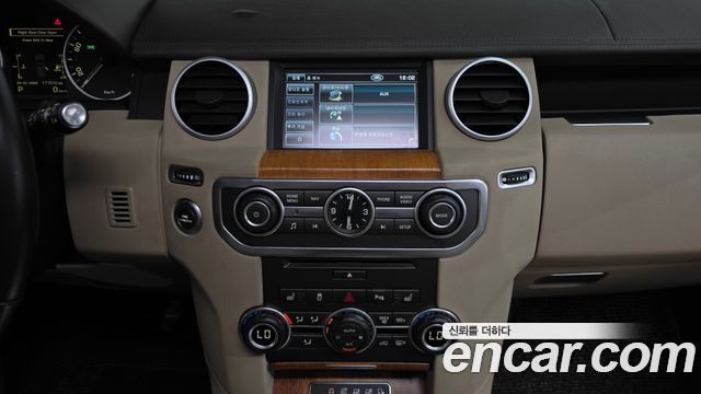 Land Rover Discovery 4 3.0 SDV6 SE 2013 — фото 15
