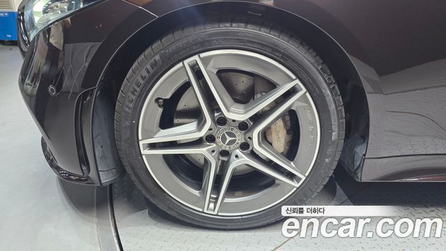 Mercedes-Benz CLS-Class (C257) CLS300d AMG Line 2019 — фото 5