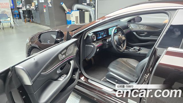 Mercedes-Benz CLS-Class (C257) CLS300d AMG Line 2019 — фото 10