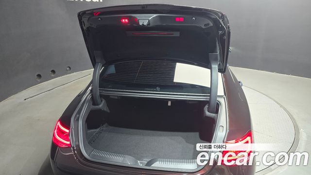 Mercedes-Benz CLS-Class (C257) CLS300d AMG Line 2019 — фото 31