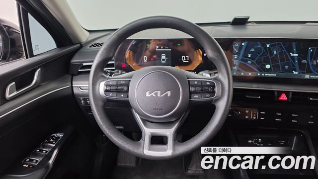 Kia K5 (III) 2.0 Prestige 2024 — фото 17