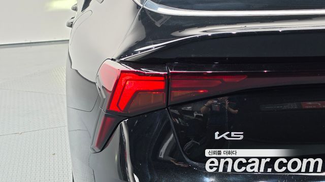 Kia K5 (III) 2.0 Prestige 2024 — фото 29