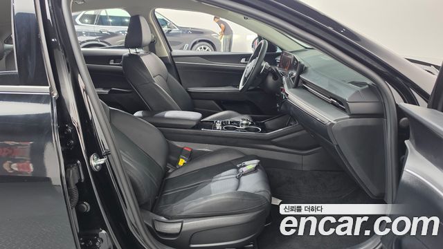 Kia K5 (III) 2.0 Prestige 2024 — фото 32